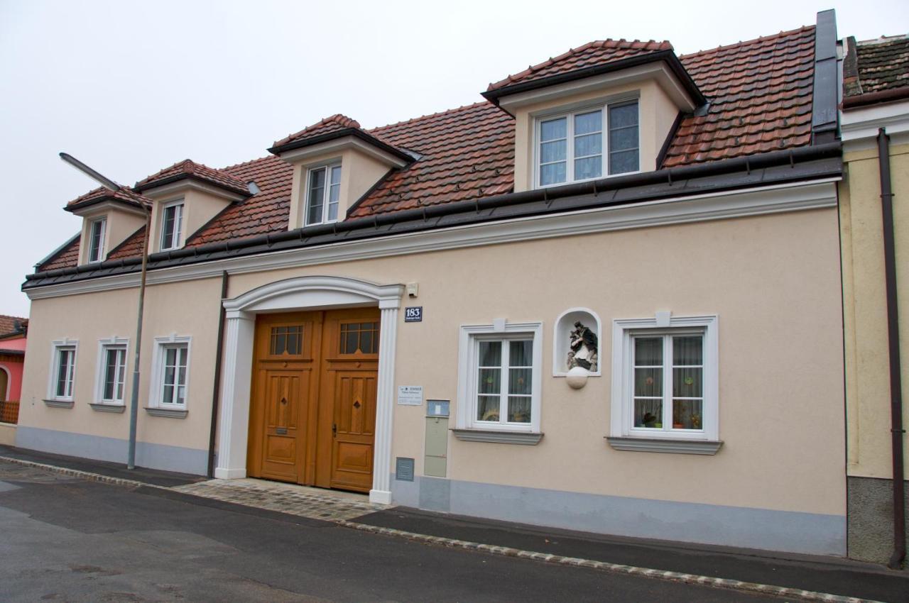 Privatzimmer Familie Schwarz Viena Exterior foto